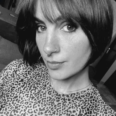 Sylvia Falcón 🌙 profile