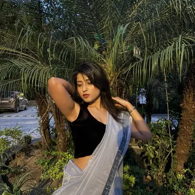 Moumita ๐ profile