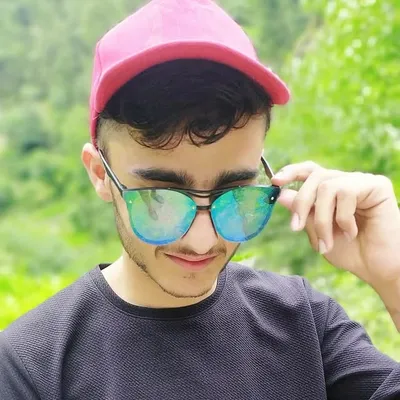 Ravi Thakur profile