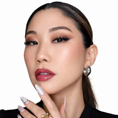 Silvia Kim profile