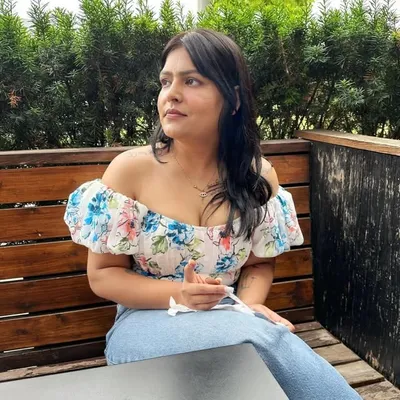 Simran Babbar profile