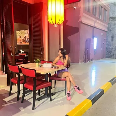 Simi Mehta profile