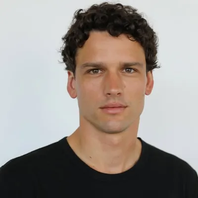 Simon Nessman profile