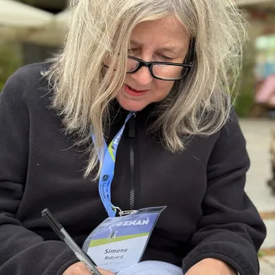 Simone Ridyard profile