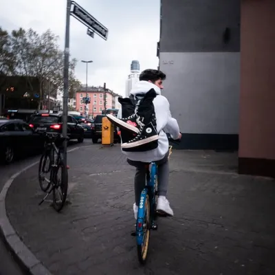 Simon Hettler profile