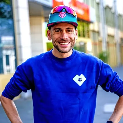 Simon Huckestein profile