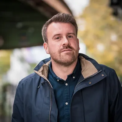 Simon Wierzba | Mediengestalter & Fotograf aus Wuppertal profile