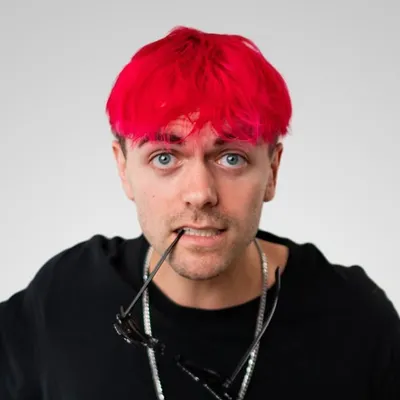SIMON WILL profile