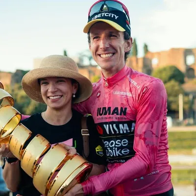 Simon Yates profile