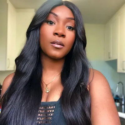 Crystal Lee profile