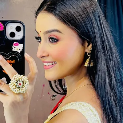 Simran Chowdhary profile