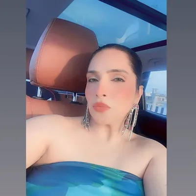 Simran_mk profile