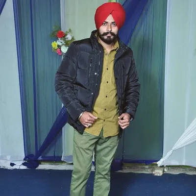 Liyers Simran Gill profile
