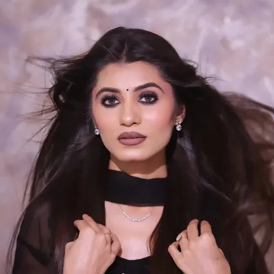 Simran Kaur Makeovers 🧿