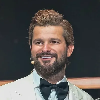 Sinan Tuna profile