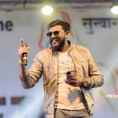 Singer Prashant Desale profile