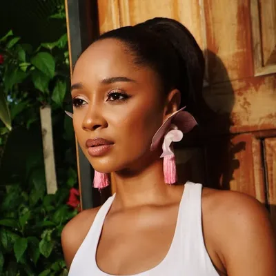 The African Mermaid ๐ง๐ฝโโ๏ธ profile