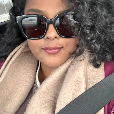 Tasneem | Skincare & Beauty profile