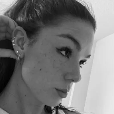 Skylar ☀️ profile