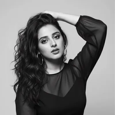 🌼 APARNAA🌼 profile