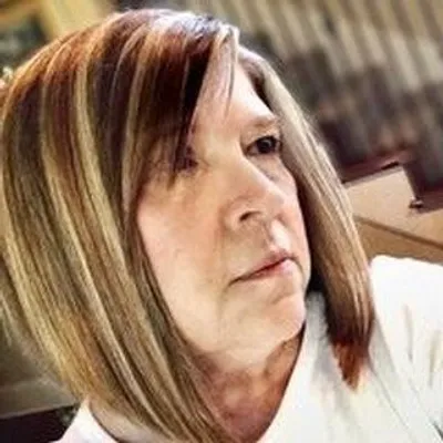 Sandi Clarkson profile