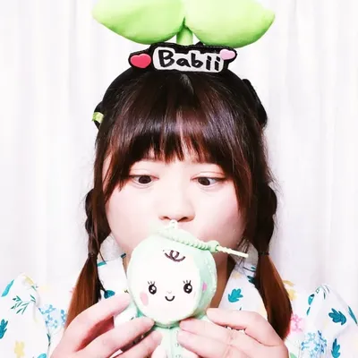 江小M profile