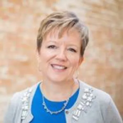 Laurie Luck profile