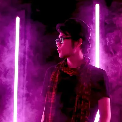 NYC Fashion Photographer | Yong profile
