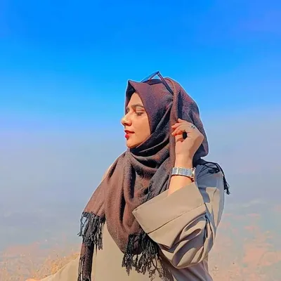 Zoha Variyala ♥️ profile
