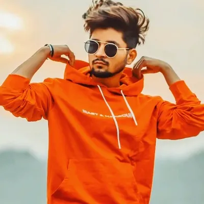 Zeeshan Rizvi profile