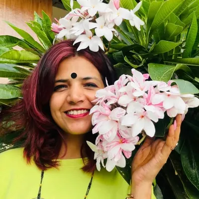 Hina Sharma profile