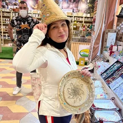 Smita Thackeray profile