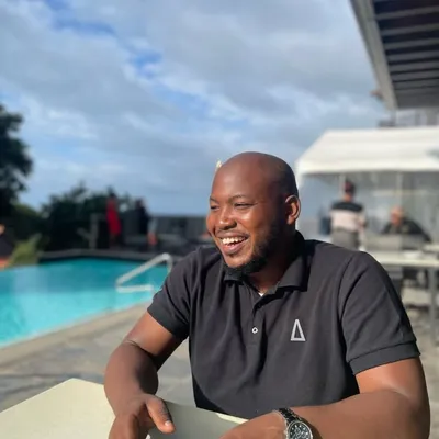 mzingeli wenyamazane profile