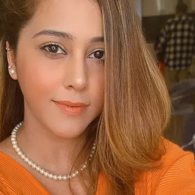 Smridhi Anand ๐ profile