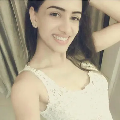 Smirti khanna (smoo) profile