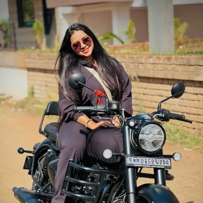 Smruti1715♥️ profile