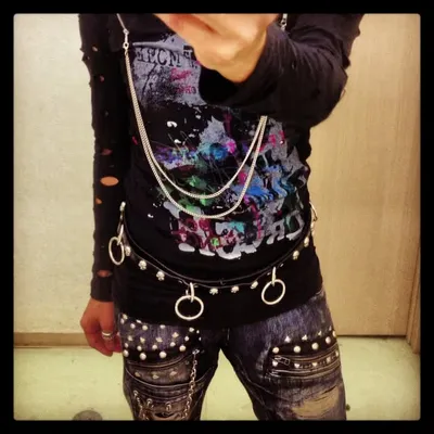 TOSHIO profile