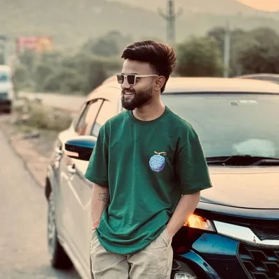 UJJAWAL SAHU ๐ profile