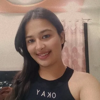 Palak Khandelwal profile