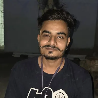 Ř..Æ..H..Ű..Ł profile