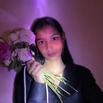MƬ____ profile