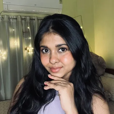 SNEHA🌜 profile