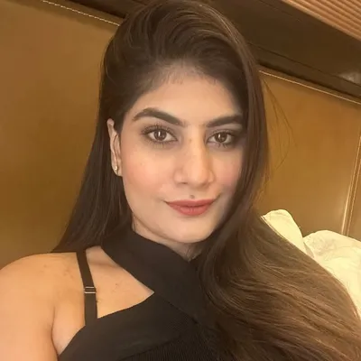 sneha kalra profile