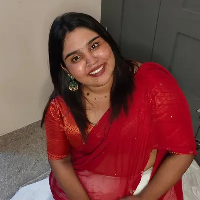 Sneha Santhosh profile