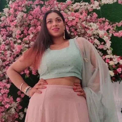 Sneha Travel and Art Influencer profile