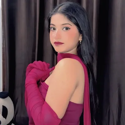 Sneyha || स्नेहा profile