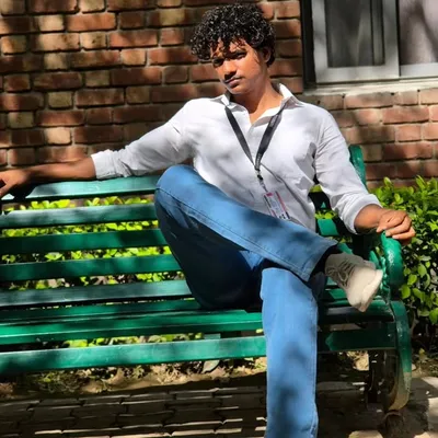 सनातनी शुभम profile