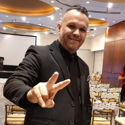 Maykel Fernandez | Estratega Digital โ๐ profile