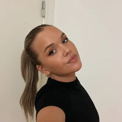 SOFIE LAXAA profile