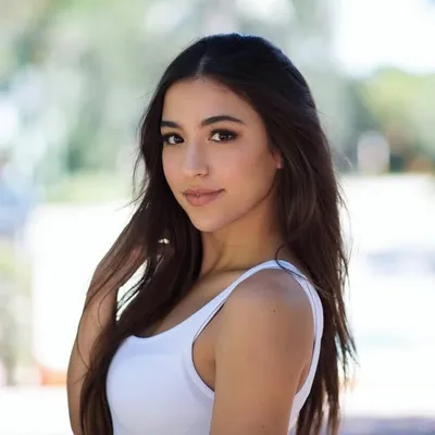 Sofia Karam profile
